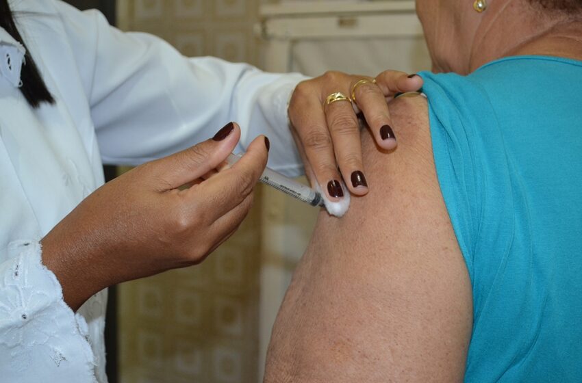  Vacinação é intensificada em pacientes acamados e domiciliados