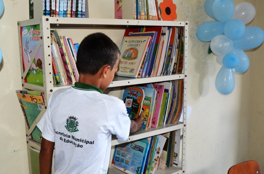  Fundação Egberto Costa desenvolve projeto de incentivo à leitura nas bibliotecas dos distritos