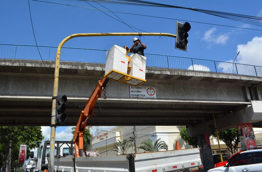  Novo furto de cabos de cobre afeta funcionamento de semáforos e serviço de internet no centro